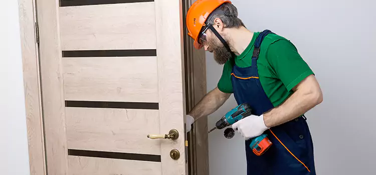 Replace Internal Door Handle with Lock Camas